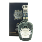 Royal Salute 32 Year Old Union Of The Crowns â Royal Salute whisky bottle