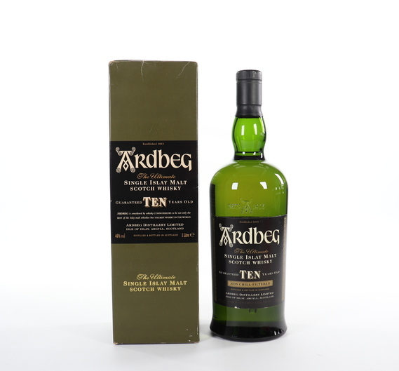 Ardbeg 10 Year Old (2000s Edition) 100cl 46% Islay Scotland 
