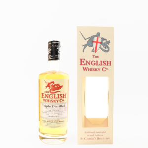 The English Whisky Co 2008 Chapter 17 – whisky bottle
