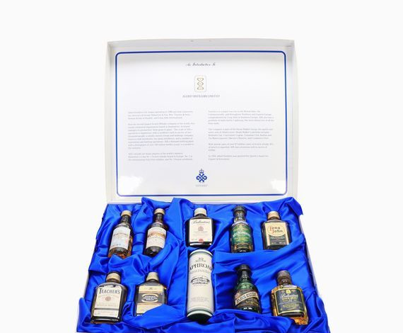 Allied Distillers – Queen’s Award Miniatures (10 x 5cl) Whisky